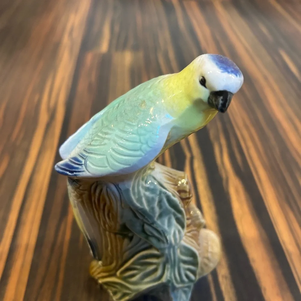 Colorful Parrot Parakeet 🦜Ceramic Figurine 6.5” - Picture 9 of 11